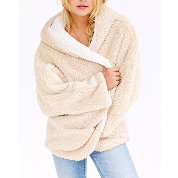 CARMELLA | Cozy Reversible Coat - Picture 3 of 8